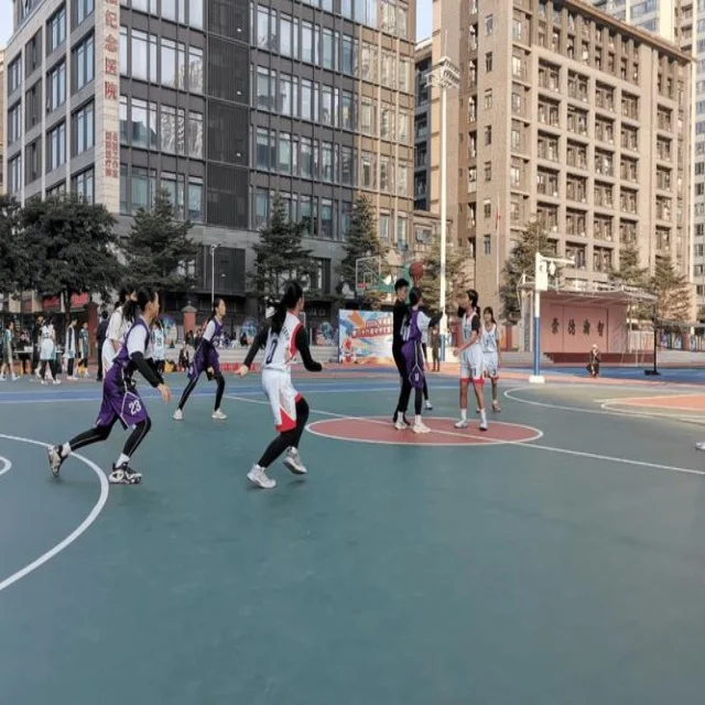 巴萨继续领跑西甲积分榜